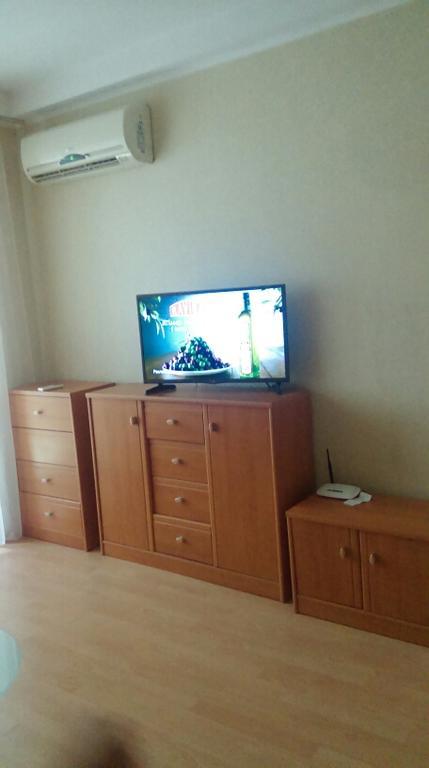 Studio On Vandy Vasylevskoi 8 เคียฟ ภายนอก รูปภาพ